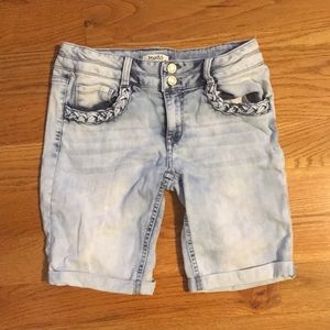 Mudd Girls Size 16 Bermuda Jean Shorts